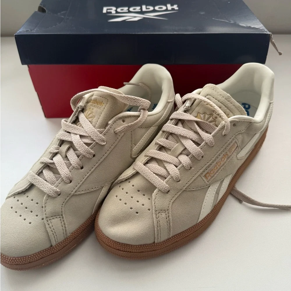 Reebok Classic Beige Sneakers - Picture 6 of 7
